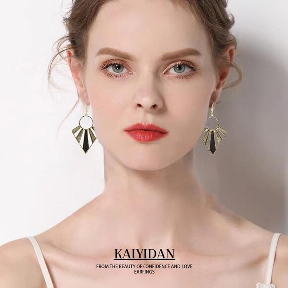 Wooden Geometric Shaped Boho Dangle Statement Vintage Dainty Earring for Women - Picture 3 of 9